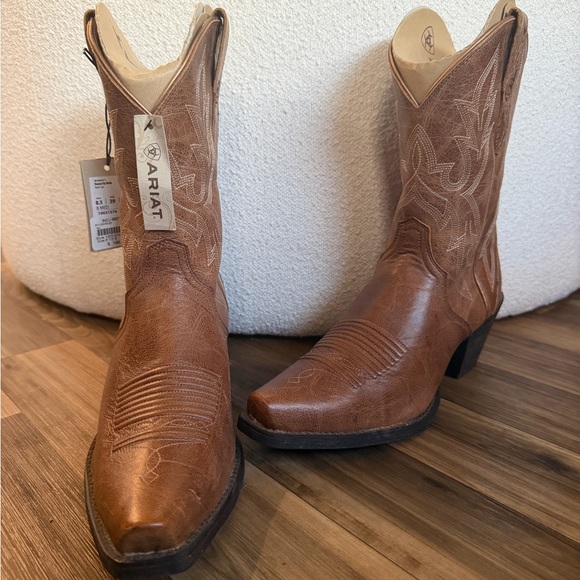 Ariat Women's Tan Leather Western Boots - Picture 1 of 4
